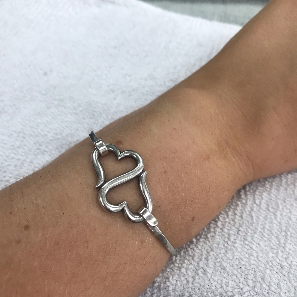 James Avery heart to heart bangle